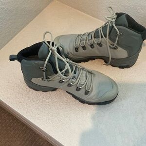 Salomon hiking boots